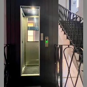  Apartment 1919